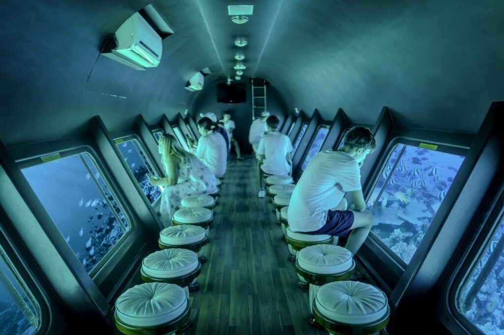 Sea Scope semi-submarine